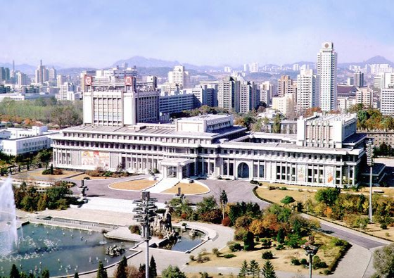 만수대예술극장